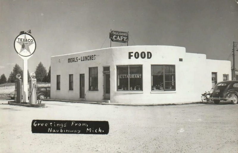 Mid-War Bar (John Henrys) - Beaudoins Cafe Historical